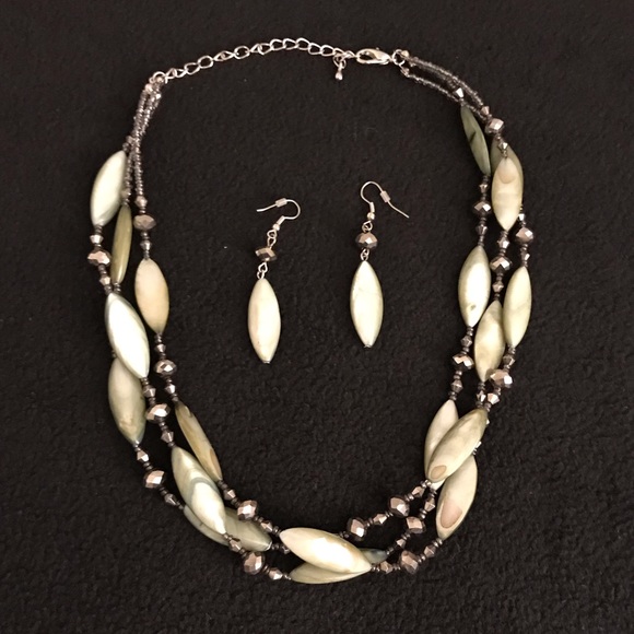 Teardrop Crystal Necklace and Teardrop Crystal Earring Set